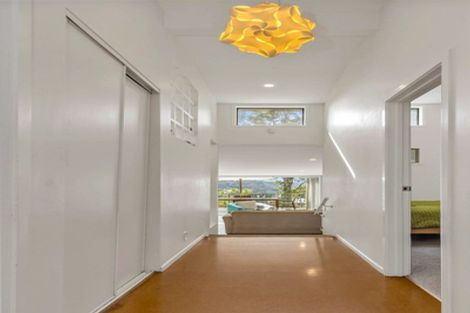 Photo of property in 11 Opou Road, Titirangi, Auckland, 0604