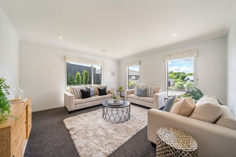 Photo of property in 27 Kurth Crescent, Silverstream, Upper Hutt, 5019