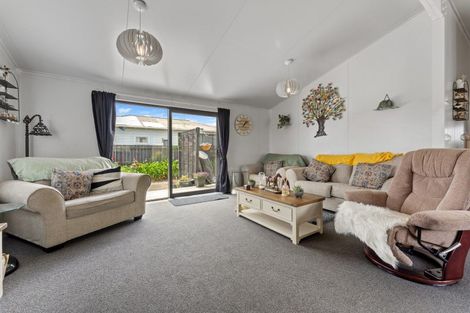 Photo of property in 68 Grey Street, Woodville, 4920