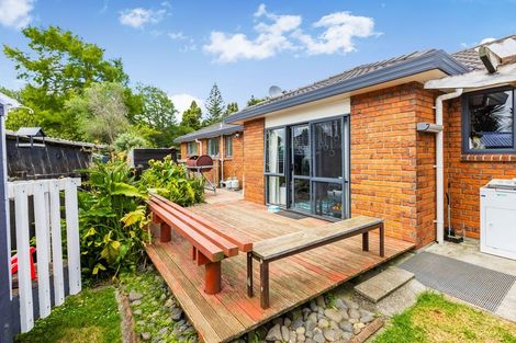 Photo of property in 28 Ranch Place, Pukekohe, 2120