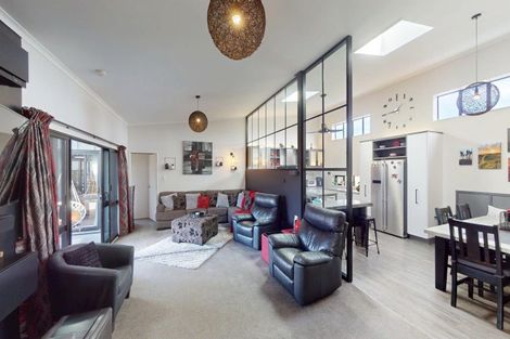 Photo of property in 46 Kent Avenue, Waitarere Beach, Levin, 5510