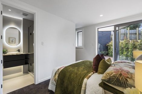 Photo of property in 61a Churchill Road, Murrays Bay, Auckland, 0630