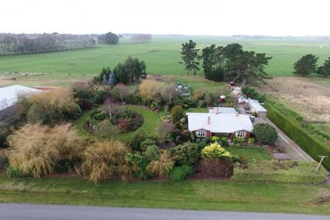 Photo of property in 12 Donald Street, Morven, Waimate, 7980