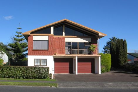 Photo of property in 90 Glen Lynne Avenue, Queenwood, Hamilton, 3210