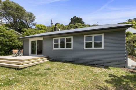 Photo of property in 138 Miromiro Road, Normandale, Lower Hutt, 5010