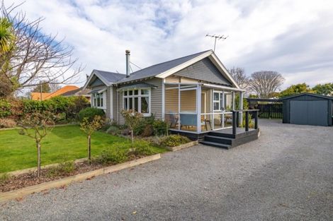 Photo of property in 35 North Parade, Richmond, Christchurch, 8013