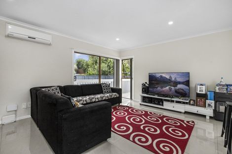 Photo of property in 34 Aquarius Avenue, Glen Eden, Auckland, 0602