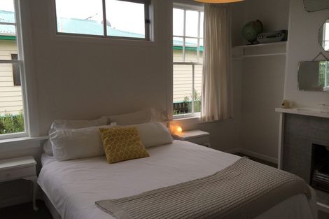 Photo of property in 17 Elizabeth Street, Moera, Lower Hutt, 5010