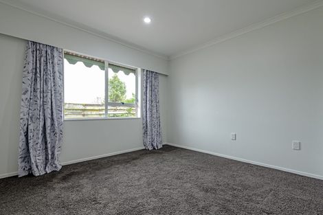 Photo of property in 10 Hollows Crescent, Takaro, Palmerston North, 4412