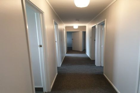 Photo of property in 12 Fleming Place, Chedworth, Hamilton, 3210