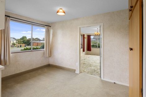 Photo of property in 14 Daytona Place, Parklands, Christchurch, 8083