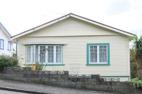 Photo of property in 44 Tamar Street, Island Bay, Wellington, 6023