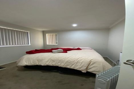 Photo of property in 22 Carlos Drive, Flat Bush, Auckland, 2016