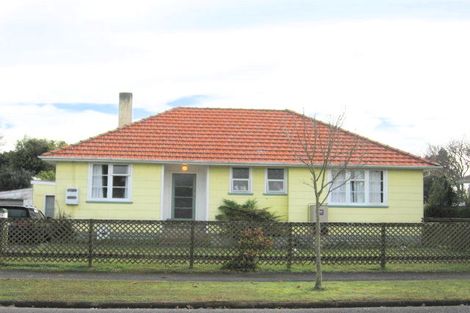 Photo of property in 25 Ross Crescent, Fairfield, Hamilton, 3214