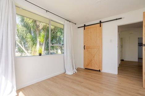 Photo of property in 15 Runciman Place, Dannevirke, 4930