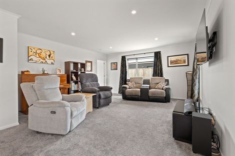 Photo of property in 49 Gimson Street, Solway, Masterton, 5810