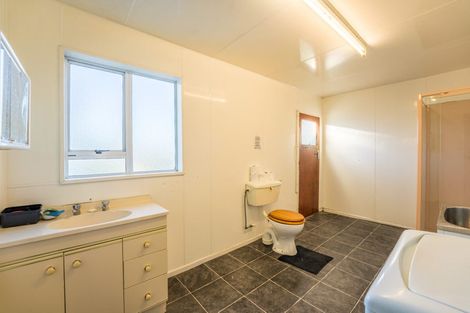 Photo of property in 1a-1b Caledonian Road, Oamaru North, Oamaru, 9400