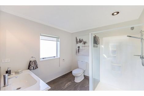 Photo of property in 162 Wainui Road, Silverdale, 0932