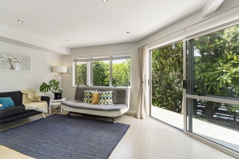 Photo of property in 10 Mccrystal Avenue, Bucklands Beach, Auckland, 2012