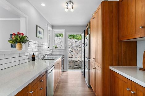 Photo of property in 142b Third Avenue, Tauranga, 3110