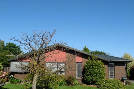 Photo of property in 9b Creese Place, Redwood, Christchurch, 8051