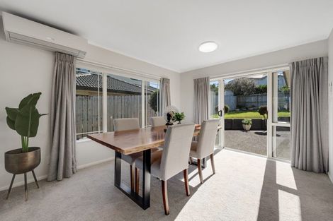 Photo of property in 38 Dannemora Drive, Dannemora, Auckland, 2016