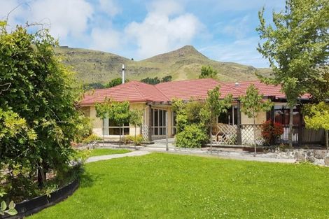Photo of property in 6 Deavoll Place, Heathcote Valley, Christchurch, 8022