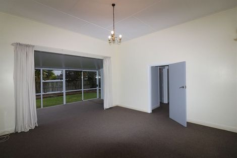 Photo of property in 6 Edward Street, Dannevirke, 4930