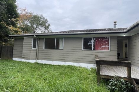 Photo of property in 28 Hinton Place, Weymouth, Auckland, 2103