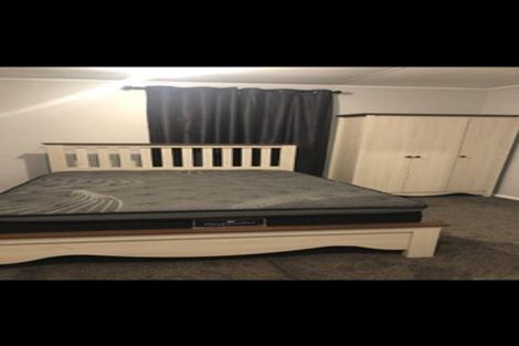 Photo of property in 10 Worcester Place, Cannons Creek, Porirua, 5024