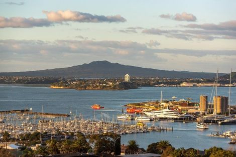 Photo of property in Shangri La Apartments, 10/97 Jervois Road, Herne Bay, Auckland, 1011
