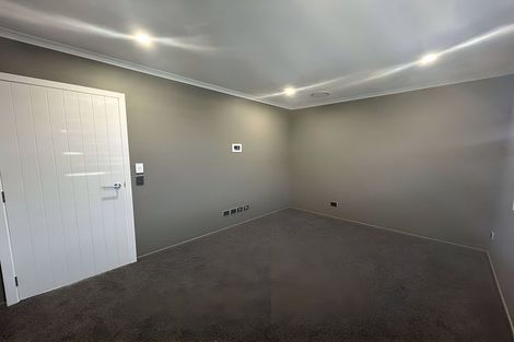 Photo of property in 16 Waterford Farm Road, Halswell, Christchurch, 8025