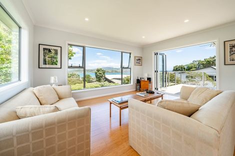 Photo of property in 12 The Track, Plimmerton, Porirua, 5026
