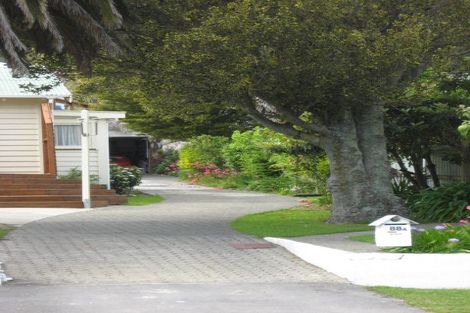 Photo of property in 90 Waikawa Road, Picton, 7220