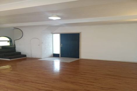 Photo of property in 37 Awaruku Road, Torbay, Auckland, 0630