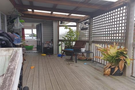 Photo of property in 24 Beach Road, Glenbrook, Waiuku, 2681