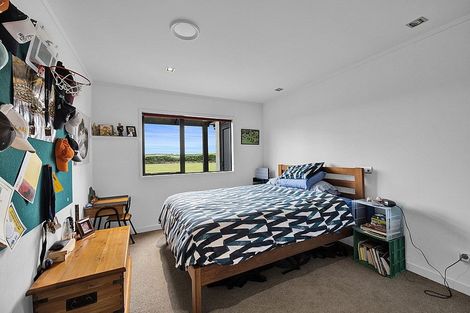 Photo of property in 17 Lower Duthie Road, Kapuni, Hawera, 4675