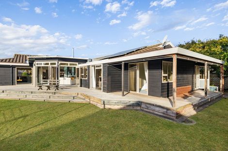 Photo of property in 8 Crowden Place, Harrowfield, Hamilton, 3210