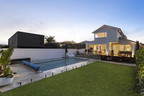 Photo of property in 39a Aramoana Avenue, Devonport, Auckland, 0624