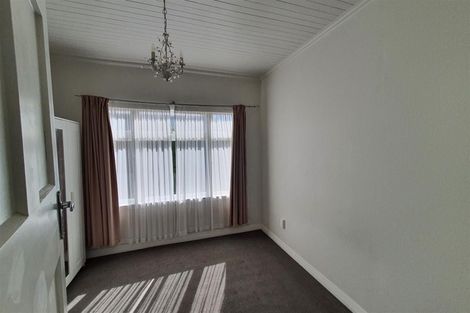 Photo of property in 14 Rhodes Street, Waimate, 7924