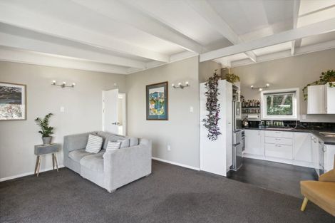 Photo of property in 1/72 Homebush Road, Khandallah, Wellington, 6035