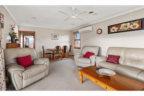 Photo of property in 17 Harborough Street, Watlington, Timaru, 7910