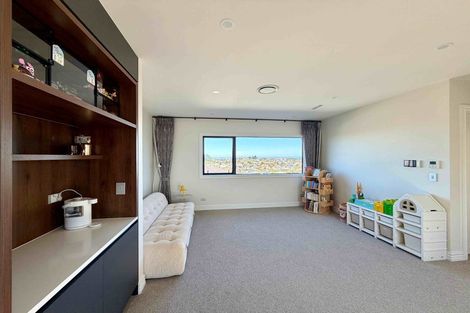 Photo of property in 34 Aldon Lane, Totara Park, Auckland, 2105