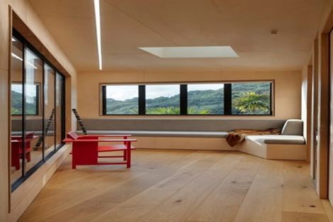 Photo of property in 105 Garden Road, Piha, New Lynn, 0772