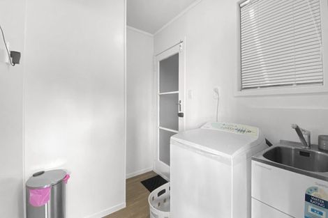 Photo of property in 345 Royal Road, Massey, Auckland, 0614