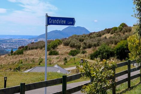 Photo of property in 6 Grandview Lane, Acacia Bay, 3385