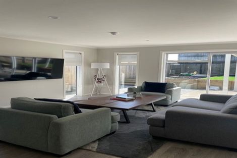 Photo of property in 21 Yulia Road, Flat Bush, Auckland, 2016