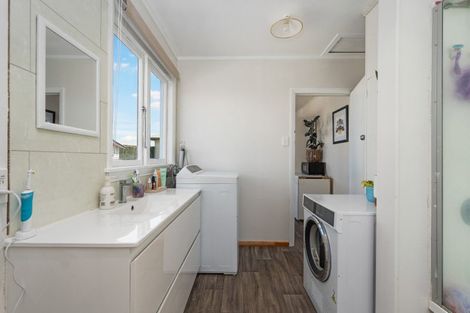 Photo of property in 4 Seabury Avenue, Foxton Beach, Foxton, 4815