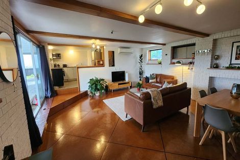 Photo of property in 4 Speedy Crescent, Hillcrest, Auckland, 0627
