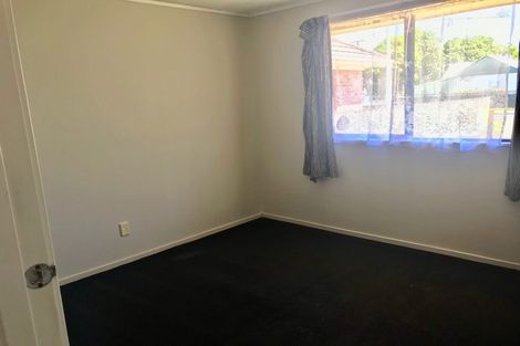 Photo of property in 1a Kent Road, Manurewa, Auckland, 2102